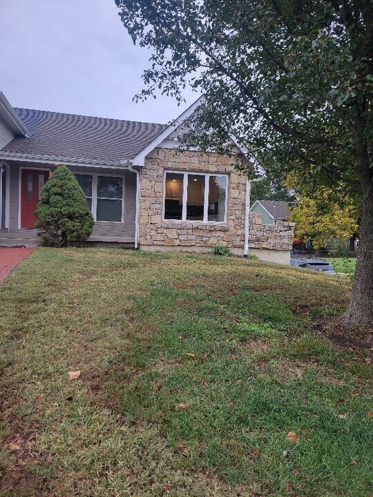 3841 N 123rd St in Kansas City, KS - Building Photo