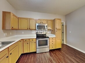 5425 Wood Hollow Dr in Indianapolis, IN - Building Photo - Building Photo