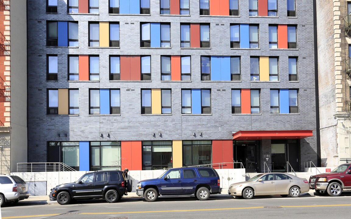 Boston Road Apartments in Bronx, NY - Foto de edificio