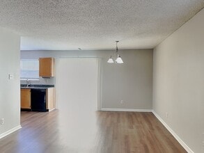 10879 Walnut Grove Bend in Camby, IN - Building Photo - Building Photo