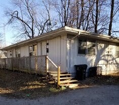 606 N Mason St in Bloomington, IL - Building Photo
