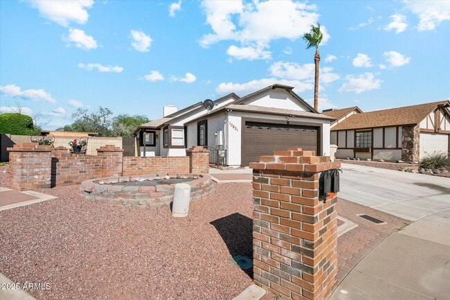 property at 10821 N 63rd Dr