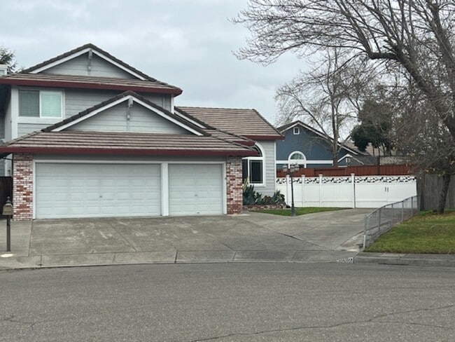 property at 7309 Roxanne Ln