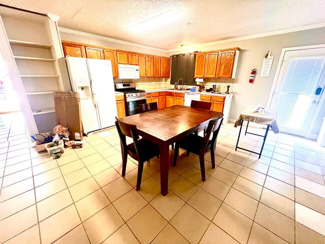 12755 Thomas Sumter St, Unit 0901 in San Antonio, TX - Building Photo - Building Photo