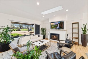 1500 W Mulberry St in Fort Collins, CO - Building Photo