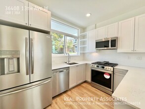 3640 13th Ave W in Seattle, WA - Building Photo - Building Photo