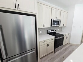 1319 Fletcher St in Dallas, TX - Building Photo