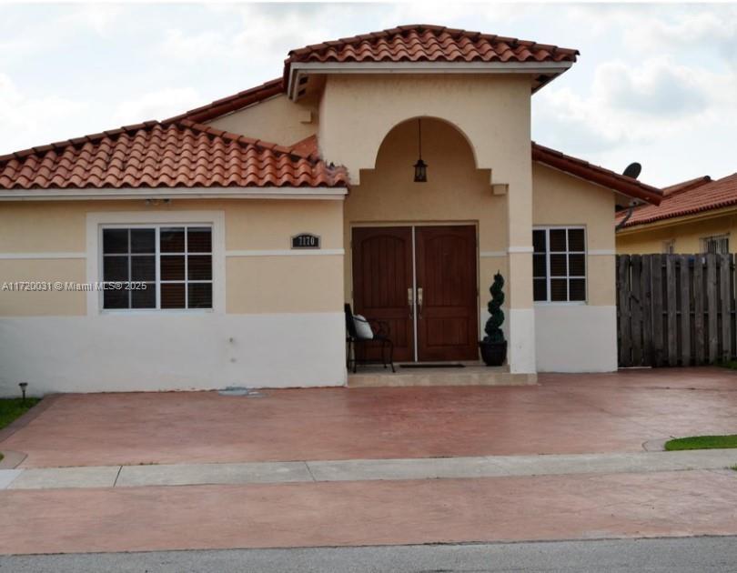 7170 W 30th Ln in Hialeah, FL - Building Photo