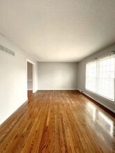 1211 SE 4th Terrace in Lee's Summit, MO - Building Photo - Building Photo