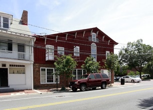 28-30 S Braddock St in Winchester, VA - Building Photo - Building Photo