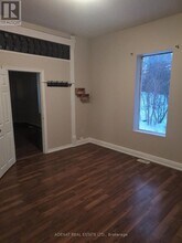 19734 Airport Rd in Caledon, ON - Building Photo - Building Photo