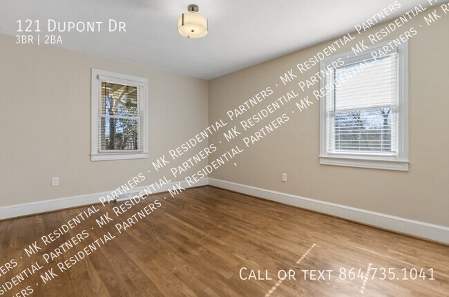 121 Dupont Dr in Greenville, SC - Building Photo - Building Photo