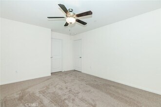 16852 Muscatel St in Hesperia, CA - Building Photo - Building Photo