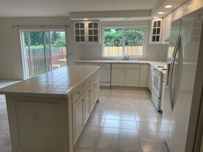 2583 Hillis Dr in Langley, WA - Building Photo - Building Photo