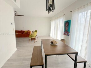 9700 E Bay Harbor Dr in Bay Harbor Islands, FL - Building Photo - Building Photo