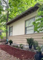 930 N Warrick St in Gary, IN - Building Photo