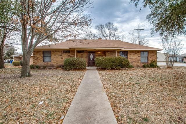 property at 101 Teakwood Dr