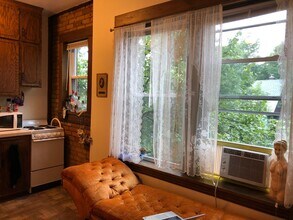 Franklin in Minneapolis, MN - Foto de edificio - Interior Photo