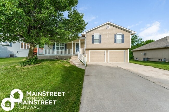 property at 2107 Sunset Cir