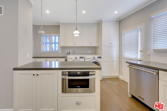 234 S Spalding Dr in Beverly Hills, CA - Foto de edificio - Building Photo