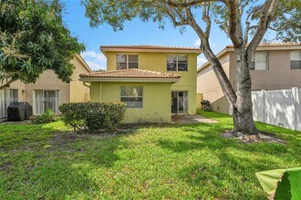 6767 Duval Ave in West Palm Beach, FL - Foto de edificio - Building Photo