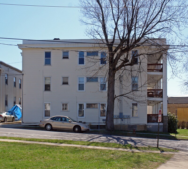 1934 Boulevard Ave in Scranton, PA - Foto de edificio