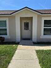 18 Starling Dr in Daytona Beach, FL - Building Photo - Building Photo