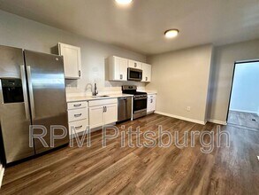 2123 Sidney St in Pittsburgh, PA - Building Photo - Building Photo