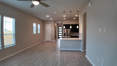 4806 Warm Wassail Dr in Austin, TX - Building Photo - Building Photo