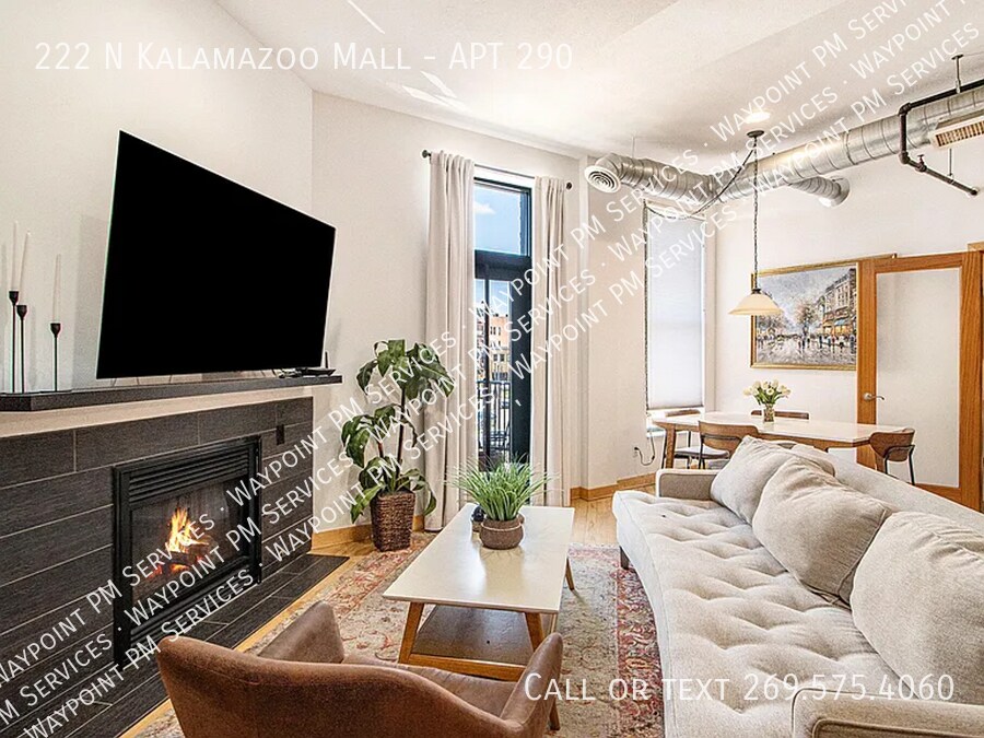 222 N Kalamazoo Mall in Kalamazoo, MI - Building Photo