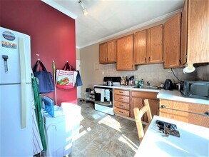 2530 College Ave, Unit 3 in Berkeley, CA - Building Photo - Building Photo