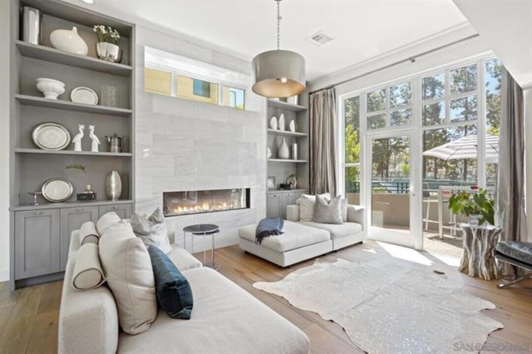 160 W Island Ave in San Diego, CA - Building Photo
