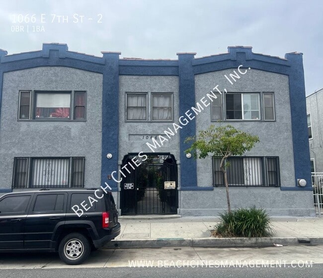property at 1066 E 7th St