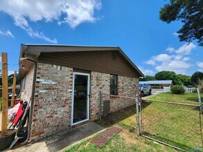 247 Snow Dr in Scottsboro, AL - Building Photo - Building Photo