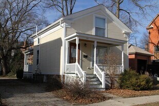 310 2nd St in Ann Arbor, MI - Building Photo