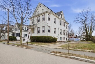 55 Pine St in Swampscott, MA - Building Photo - Building Photo