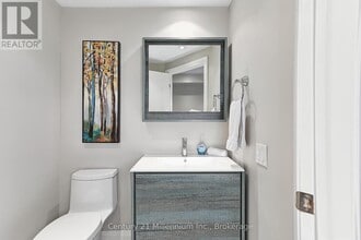 110 Fairway Ct in Blue Mountains, ON - Building Photo - Building Photo