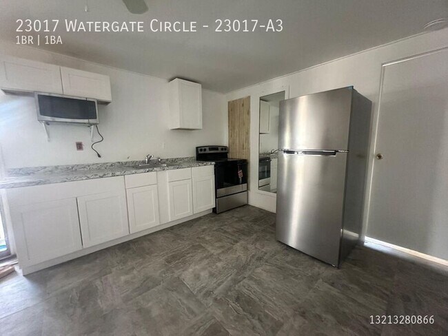 23017 Watergate Cir in Boca Raton, FL - Building Photo - Building Photo