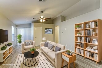 2143 E Danbury Rd in Phoenix, AZ - Building Photo - Building Photo