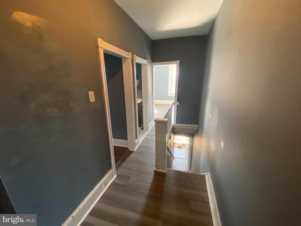 6625 Lansdowne Ave in Philadelphia, PA - Building Photo