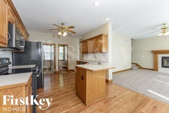 711 Old Paint Rd in Raymore, MO - Building Photo - Building Photo