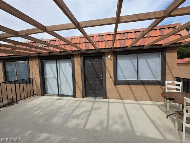 property at 241 Misty Isle Ln