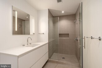 1630 Columbia Rd NW, Unit 104 in Washington, DC - Building Photo - Building Photo