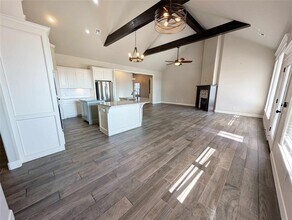 17428 Locust Grove Ln in Edmond, OK - Building Photo - Building Photo