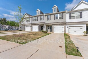 7213 Somerford Rd in Charlotte, NC - Building Photo