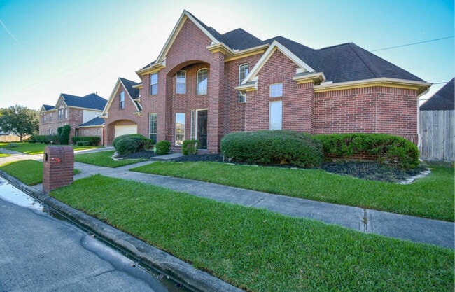 property at 4034 Glen Cove Dr