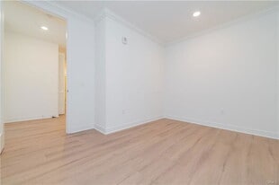 1507 Rivington in Irvine, CA - Building Photo