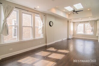 3343 N Springfield Ave in Chicago, IL - Building Photo - Building Photo