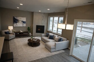 3805 Stacy Dr in Bismarck, ND - Building Photo - Building Photo