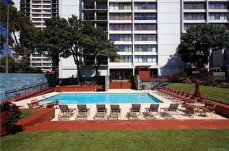 450 W 7th St, Unit 1803 in Tulsa, OK - Foto de edificio - Building Photo